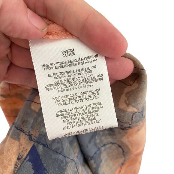 BCBGeneration one shoulder pocket romper pastel floral size 2 side zipper - Picture 9 of 9